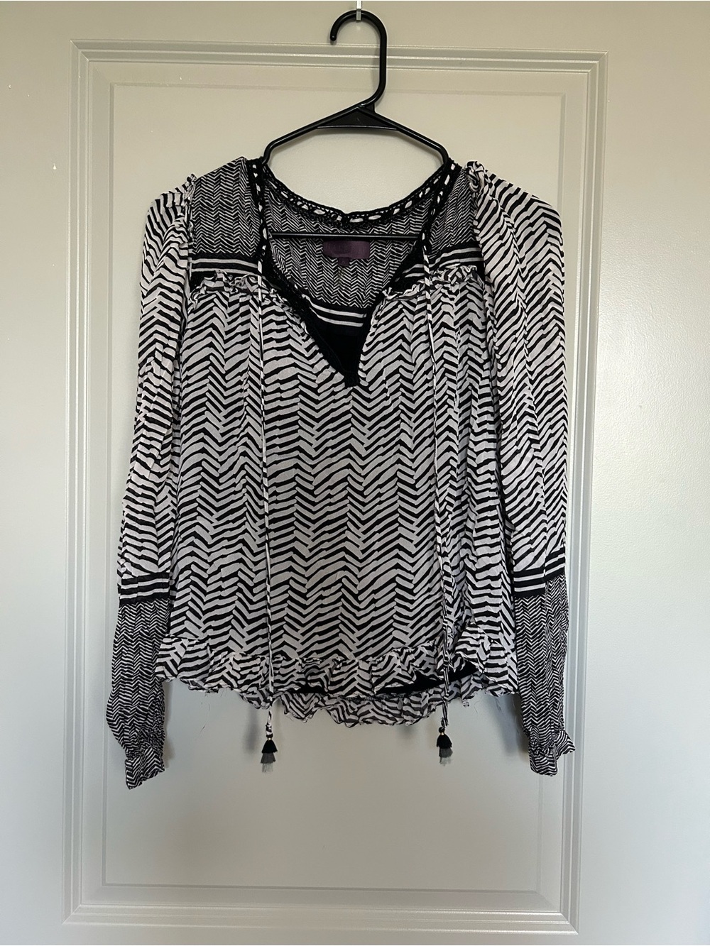 Hale Bob Black & White Chevron Peasant Top